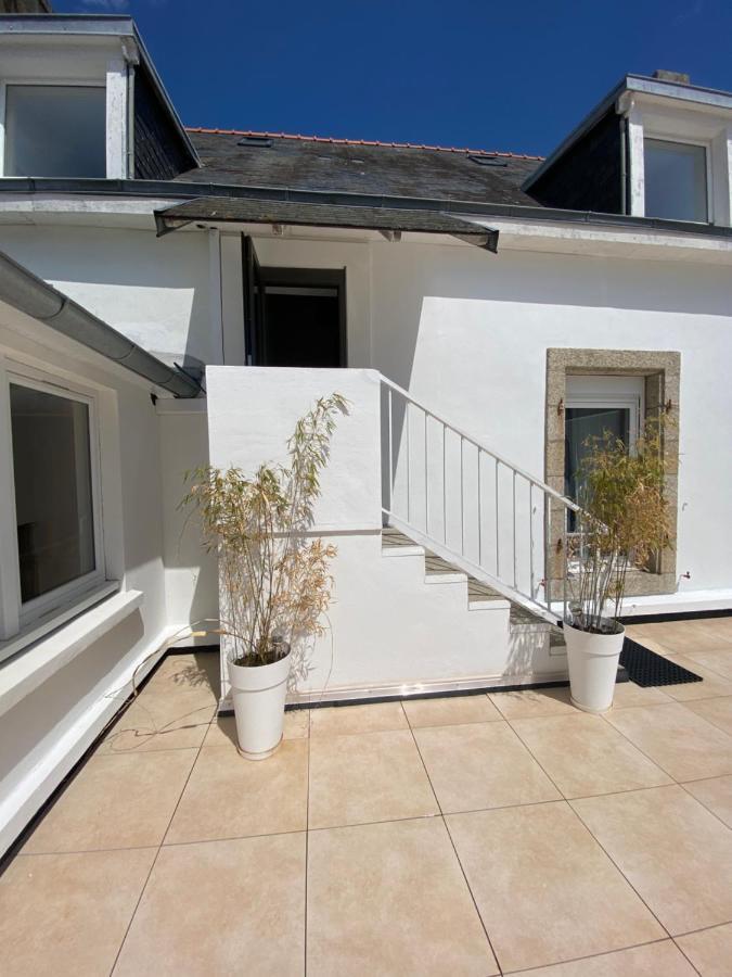 Votre Mini Maison En Plein Coeur Du Centre Ville -Terrasse - Et Parking Prive Sur Place Clos - Draps Et Menage Inclus コンカルノー エクステリア 写真
